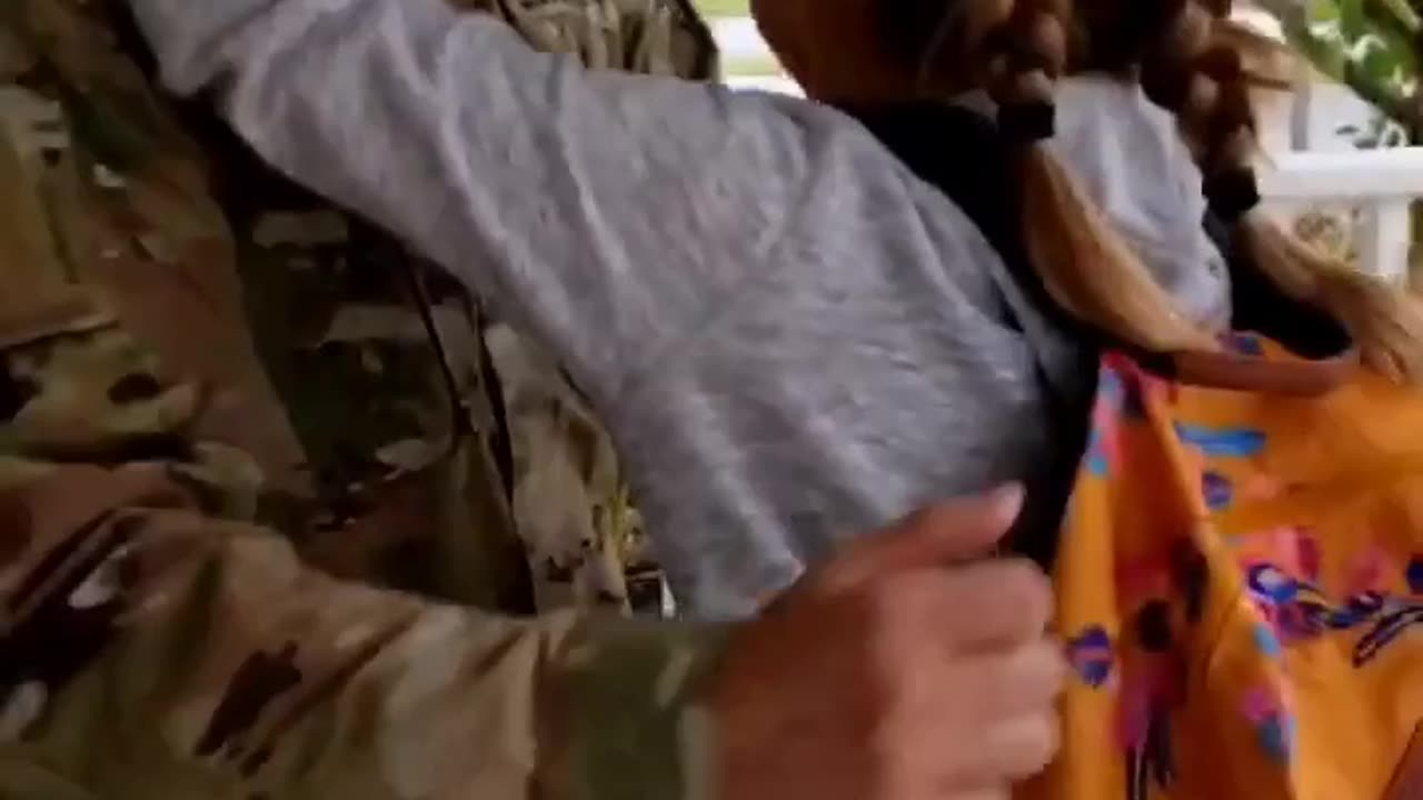 US Military Dad returns