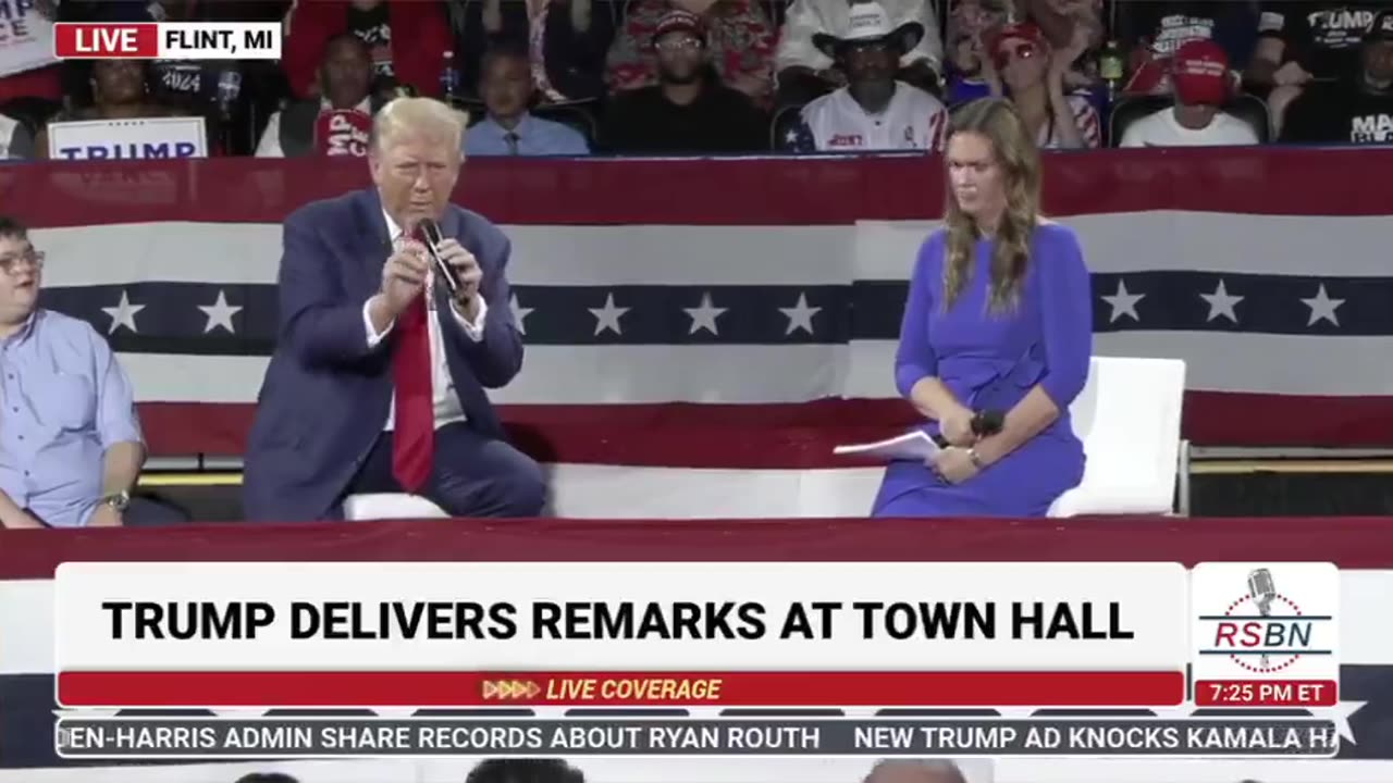 Trump: I'll tell you a secret about Kamala Harris.... 🤦😁🤦🙈🙊