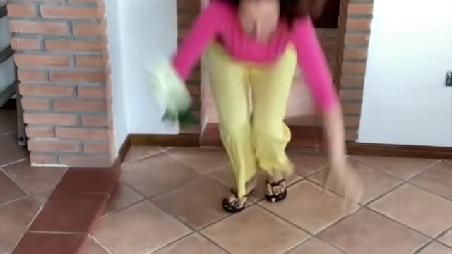 TUTORIAL of crazy trend. Transitions without edit. Funny TikTok by NOODINA