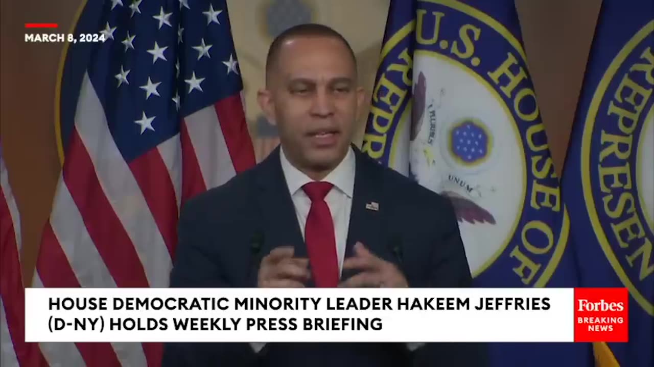 BREAKING NEWS- Hakeem Jeffries Sounds Off On Marjorie Taylor Greene, George Santos After SOTU