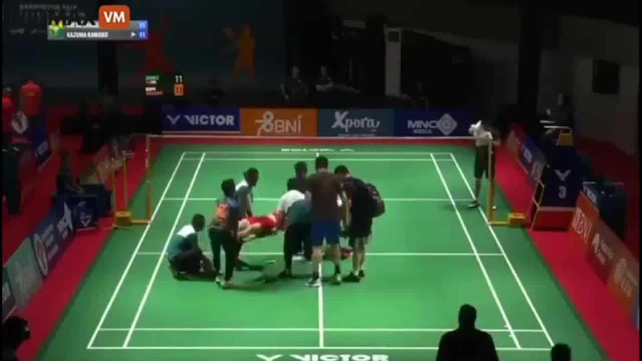 17-Year-OId Chinese Bad-minton Star Dies Suddenly On the Court During a Match