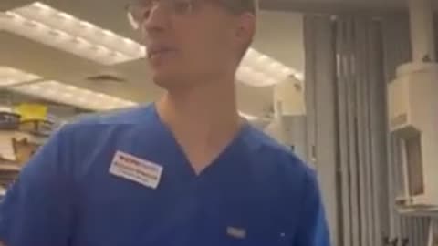 Pharmacist Confronted with administering the LETHAL mRNA injections. *1min.