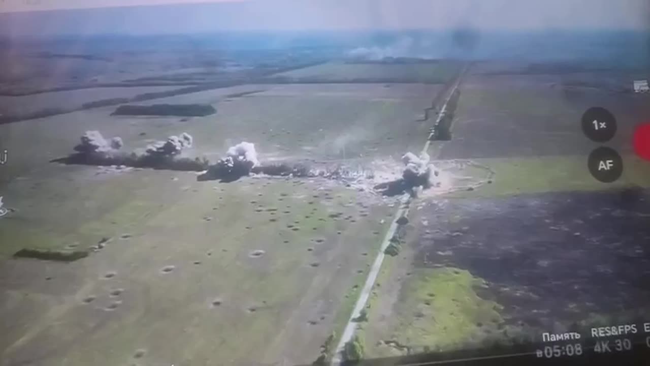 🤬 Russian aviation drops four FAB-500M62 aerial bombs with a planning