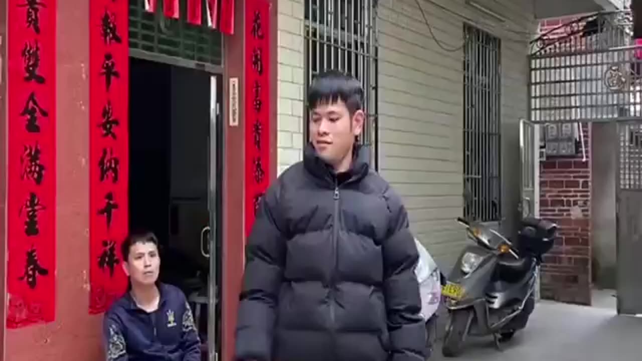 BEST FUNNY CHINESE 2 BROTHERS VIDEO