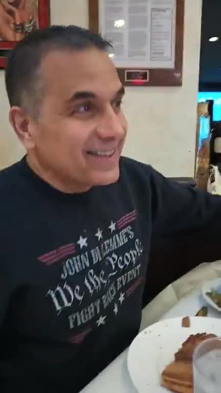 My Dad LOVES Renzo's Cafe and Pizzeria in Boca Raton, Florida!!! (Raving Review!)