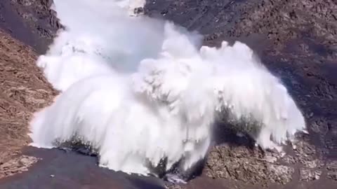 The closest someone got to record an avalanche