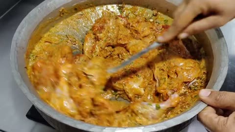 Restaurant style chicken biriyani