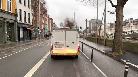 Driving Downtown - Misty Morning - South Dublin 4K(00h10m06s-00h12m37s)