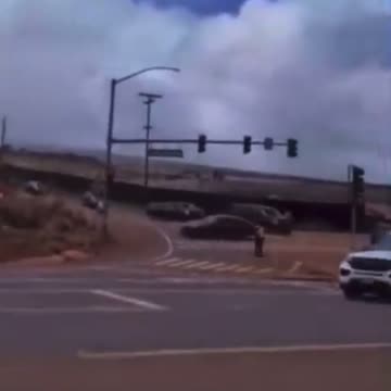 Maui Residents Yell Fuck You to Joe Biden Convoy