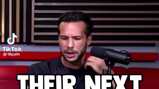 Matrix attack on Andrew #tate#tatespeech #andrewtate #tristantate #podcast#rumble#discussion