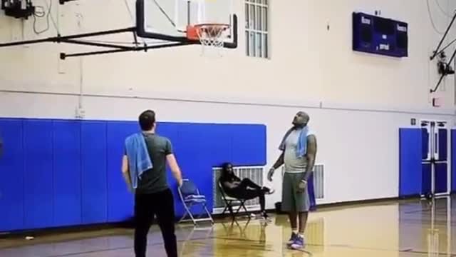 KD is back in the gym