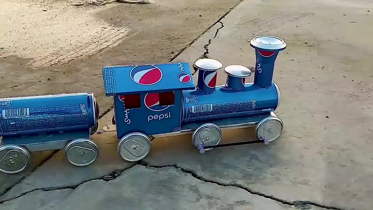 Make a longest toy train with Pepsi cans 🚂 Cars at Home - DIY