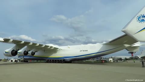 ANTONOV AN-225 - CLOSE UP PUSHBACK of WORLDS LARGEST AIRCRAFT at ILA 2018 Air Show!