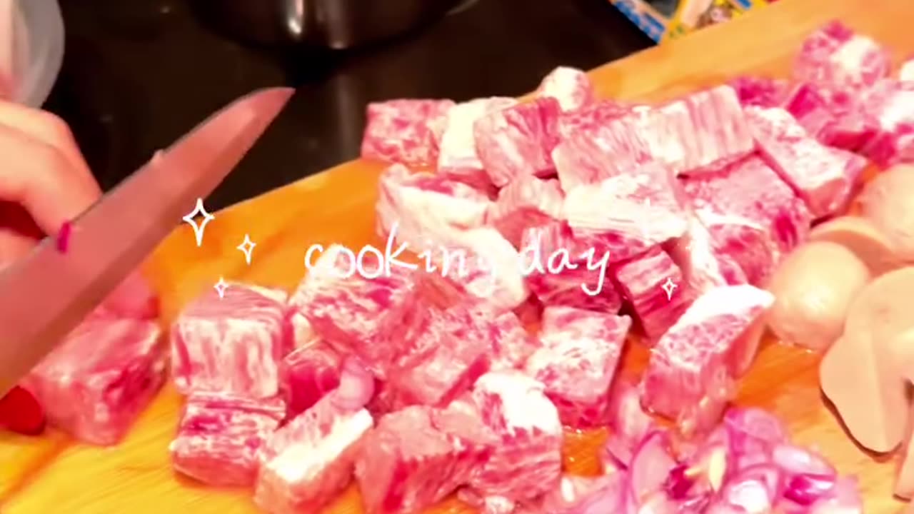 cooking with me again 🥰