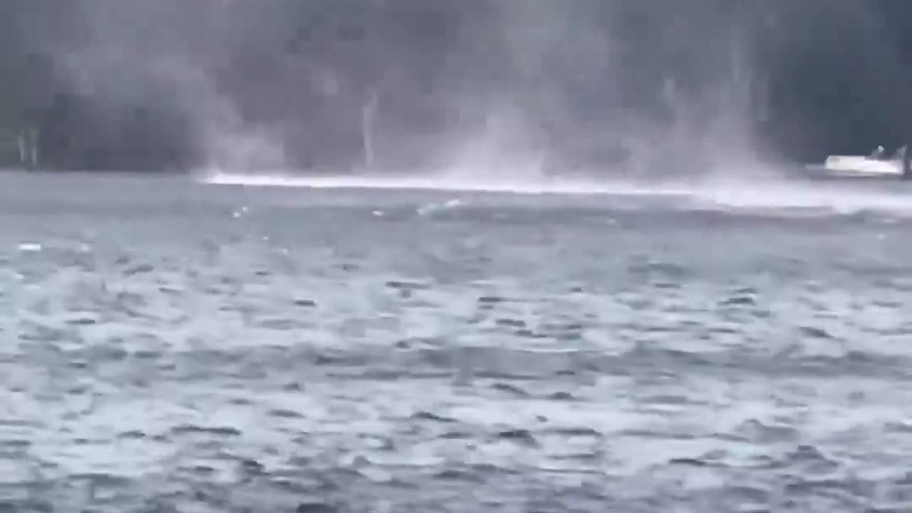 Multiple vortex waterspout over Lay Lake In Alabama