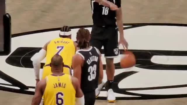 Watching LeBron James is UNREAL! 😳