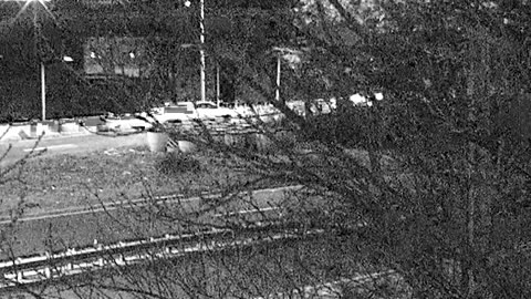 4405LOTS00Lot8-9East_2021-01-06_20h12min21s690ms.mp4