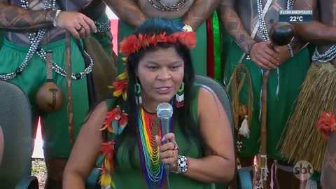 Índios montam acampamento para protestar em Brasília | SBT Brasil (04/04/22)