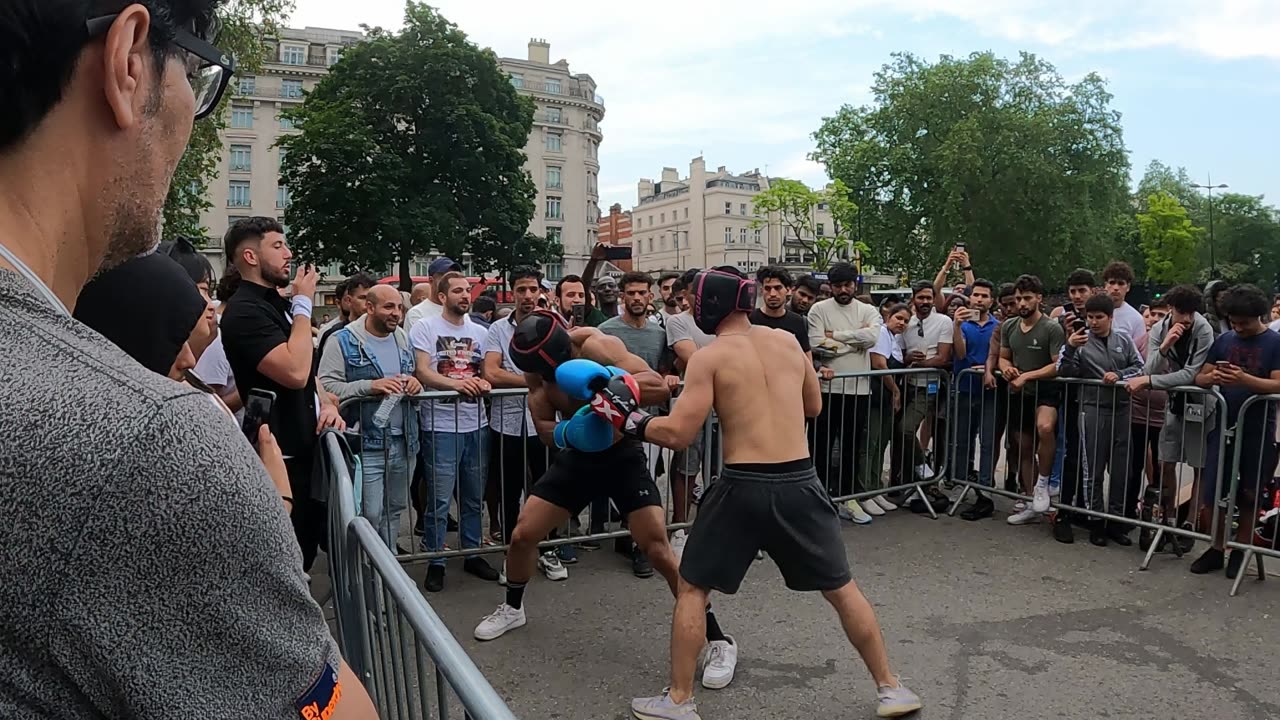 LONDON SCRAPZ KICK BOXER VS ROID RAGE