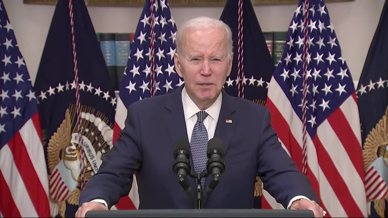 President Biden makes a statement about Silicon Valley Bank