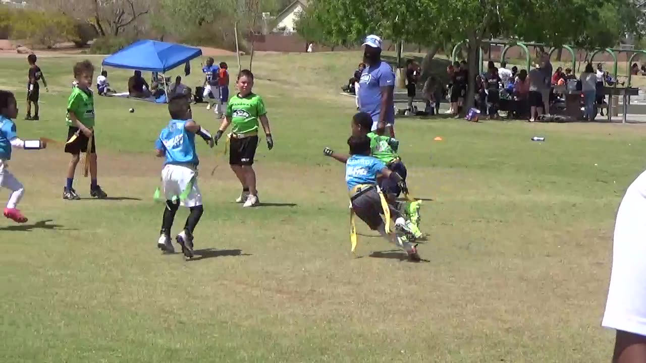 [Game #7] Bobby hand off to Percy -tried for TD [video #33]
