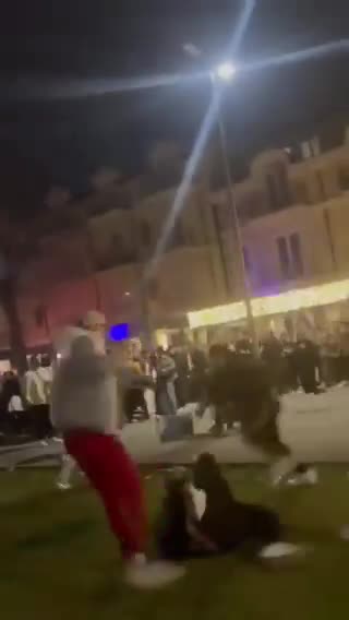 Immigrants harass the wrong Italians in Caserta