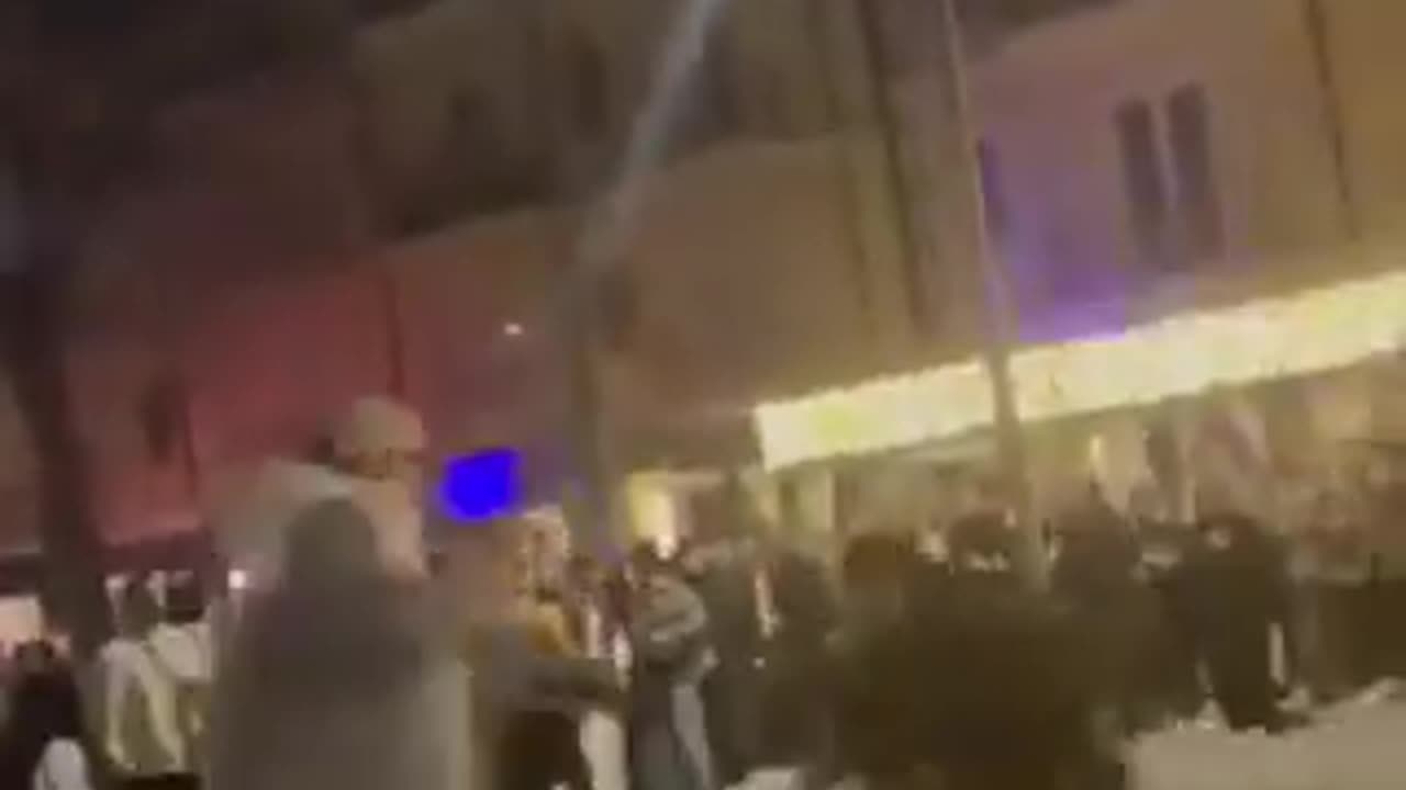 Immigrants harass the wrong Italians in Caserta