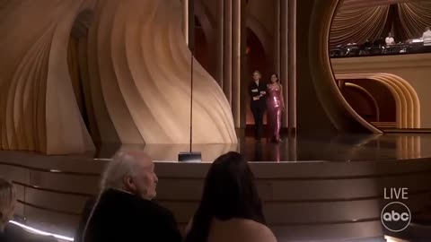 Oscar#2024## America Ferrera inform kate mckinnon