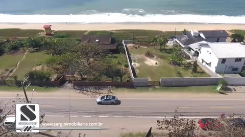 Casa em Itajuba Pé na Areia com área de terreno de pouco mais de 1200m²