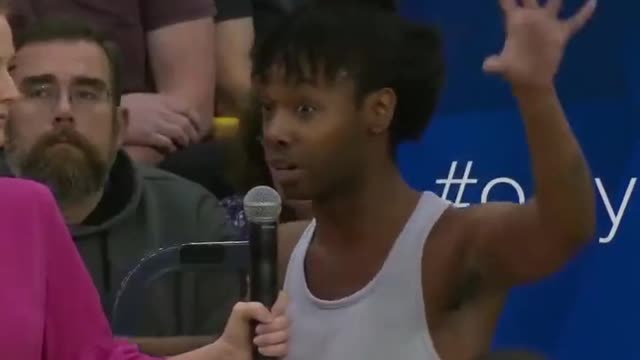 Student Argues Gender with Ben Shapiro