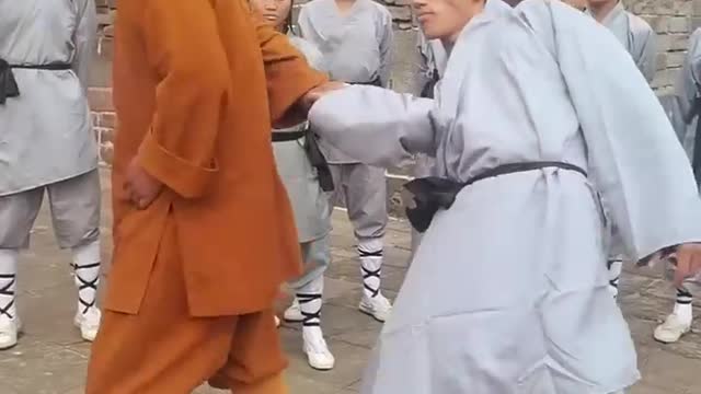 How to protect yourself From The enemy That Using Martial Arts part 2593