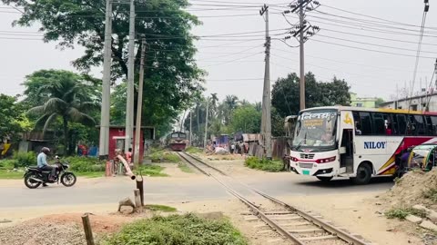 Local- Train- Crossing