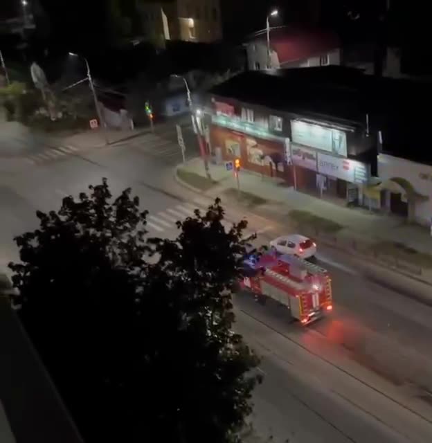 Oryol region, Russia 👀💥 Fuel tank on the territory of the oil depot burned down!