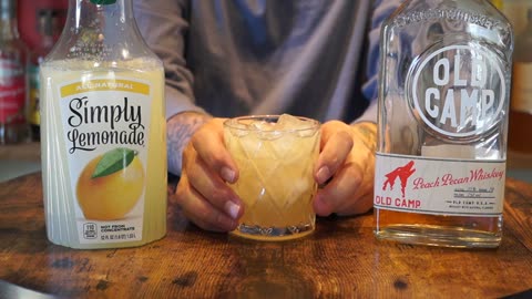 Old Camp Peach Pecan Whiskey & Simply Lemonade