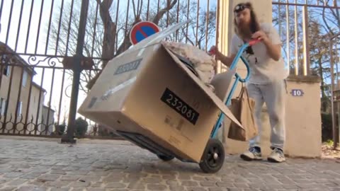 2023-03-05 (4) - La vie sans Marie - Twitch Decheterie (clip)