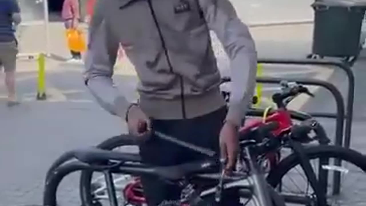 An African cyclist tried to steal a bicycle in London yesterday.