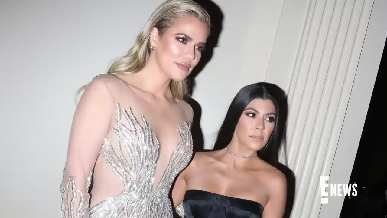 Kourtney Kardashian Sets Record Straight on Travis Barker's Foot Fetish _ E! News