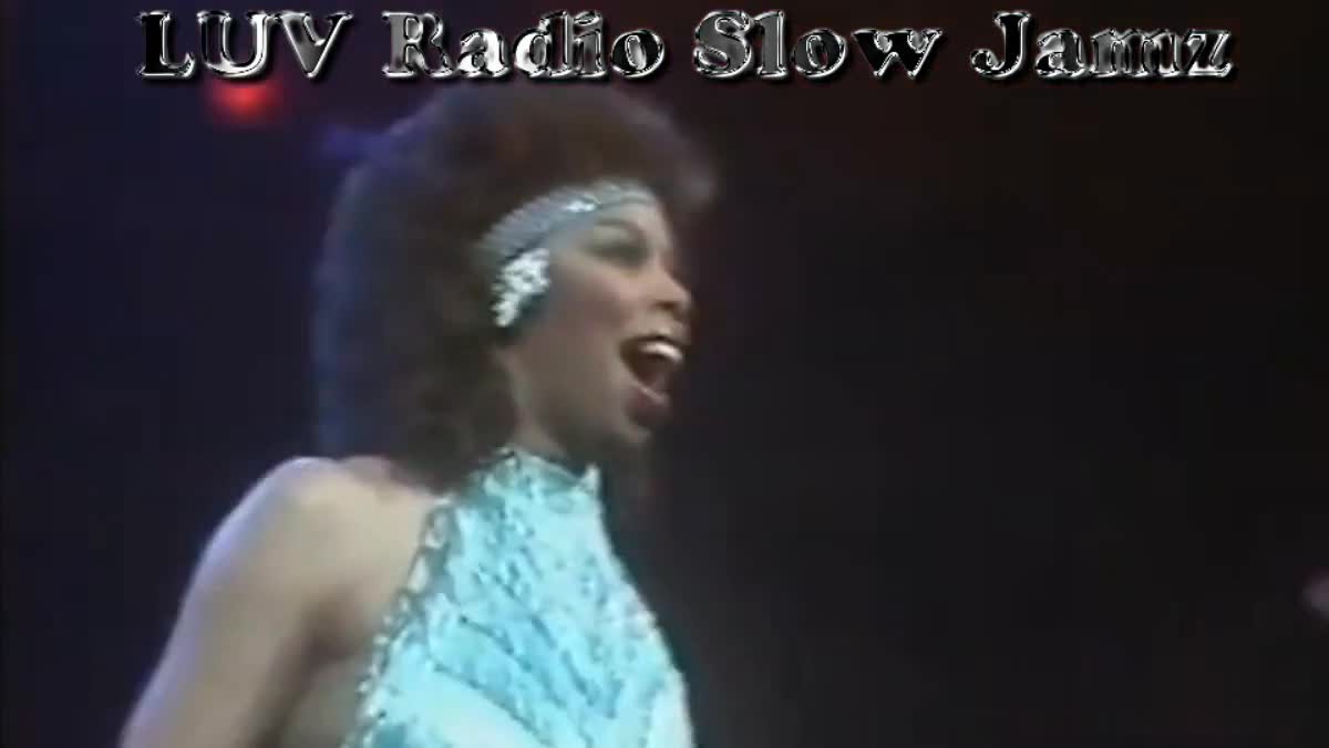 Loving Arms - Millie Jackson ... sensuous live riveting performace (7 min)