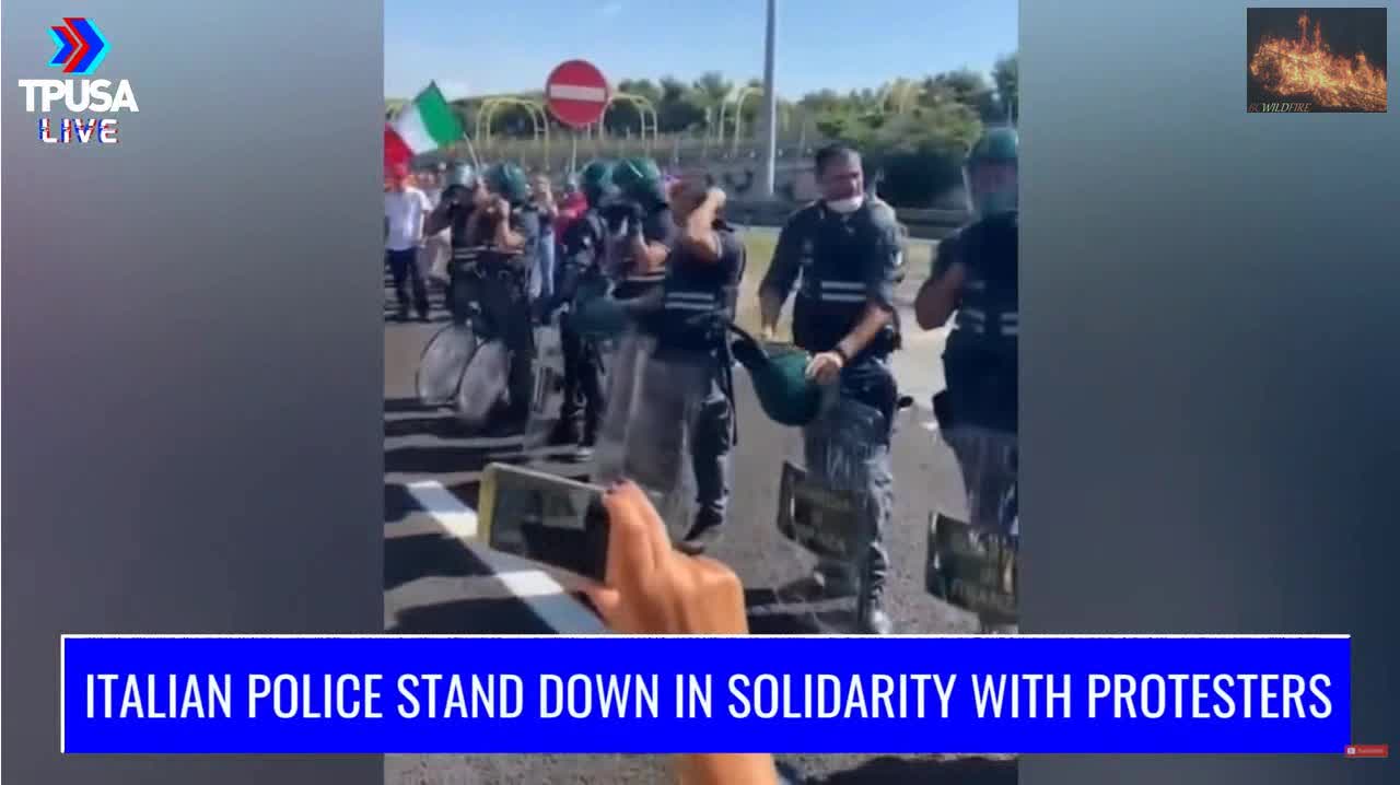 Italian Police STAND DOWN In Solidarity With Protesters