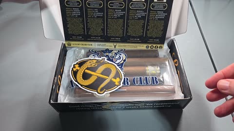 Luxury Cigar Club Sapphire Ed. Oct 2024 Unboxing