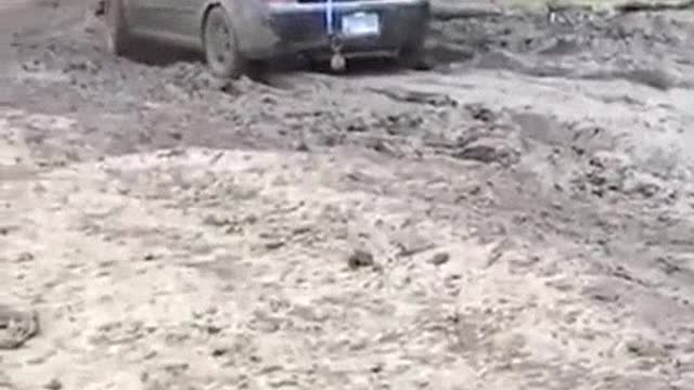 1901# assive mud pit