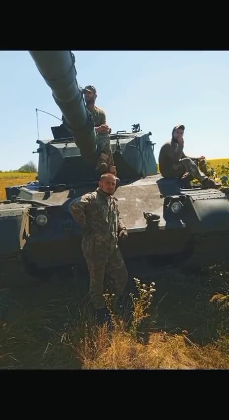 Footage from the Crew of Ukrainian Leapard 1