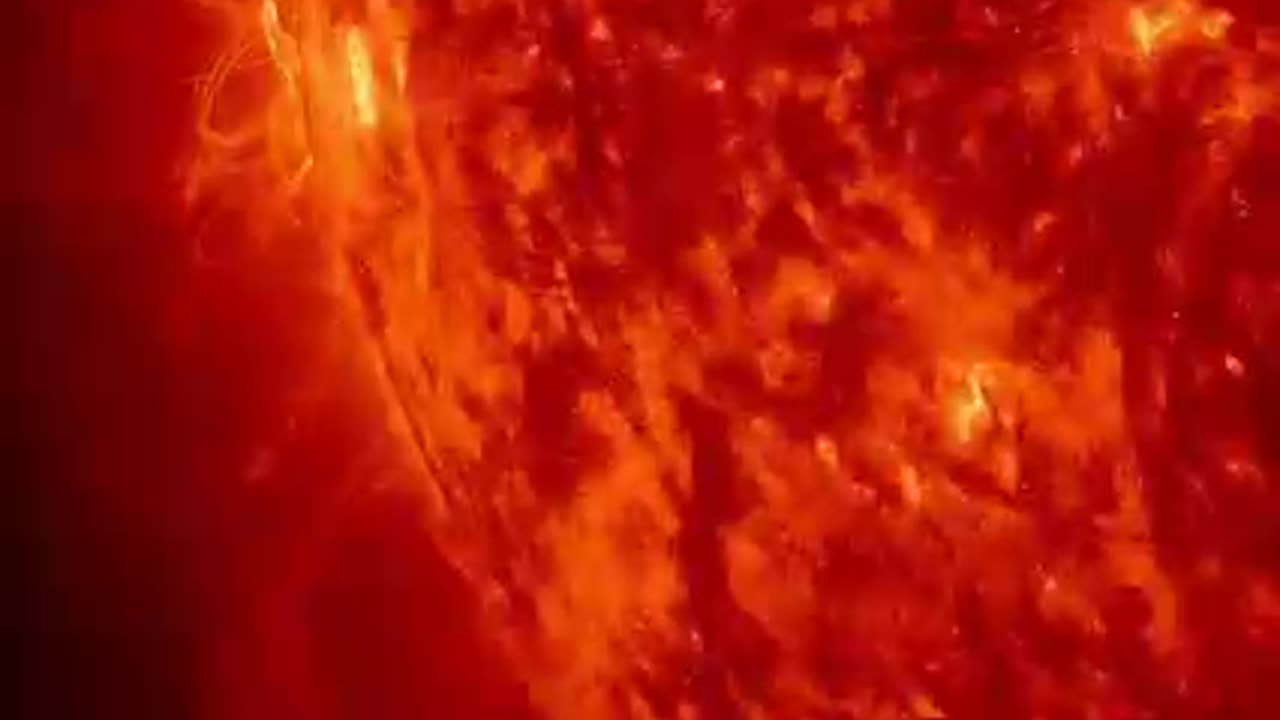 the sun seen by Nasa's solar dynamics observatory