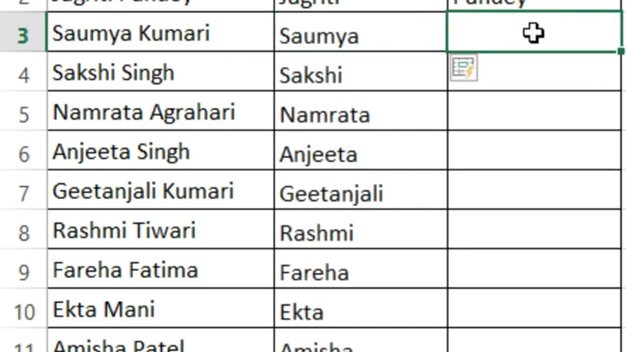 Quick Excel Tips: Splitting and Joining Text with Flash Fill! 📊