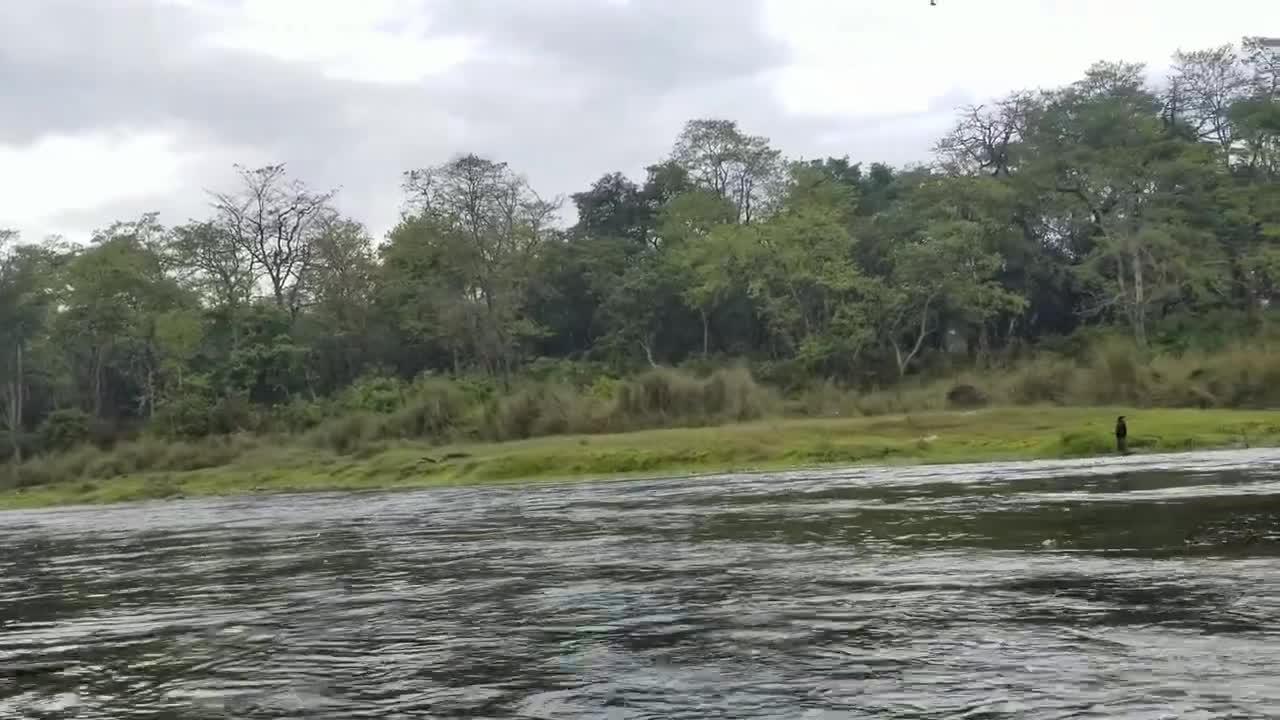 Canoe at rapti sauraha