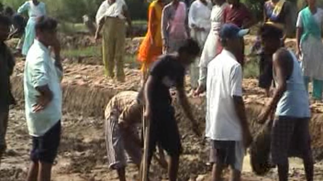 20050922_Del_TblFShwbrd_e05_H