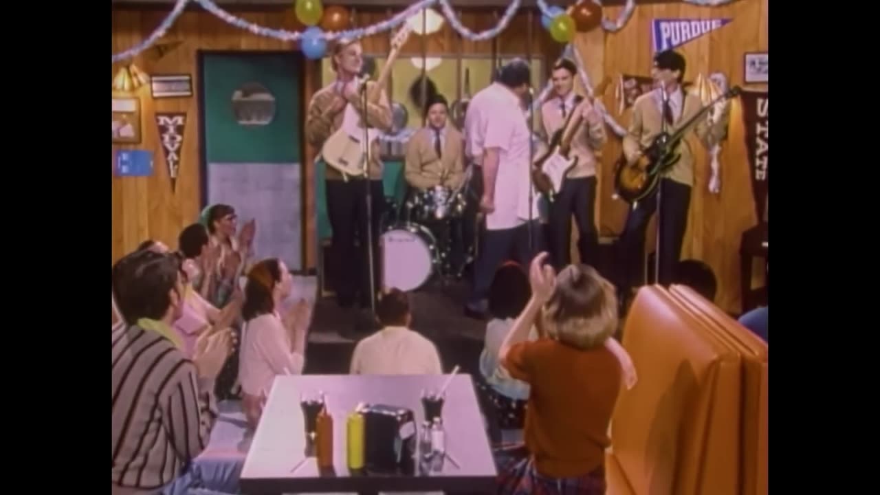 Weezer - Buddy Holly (Official Music Video)