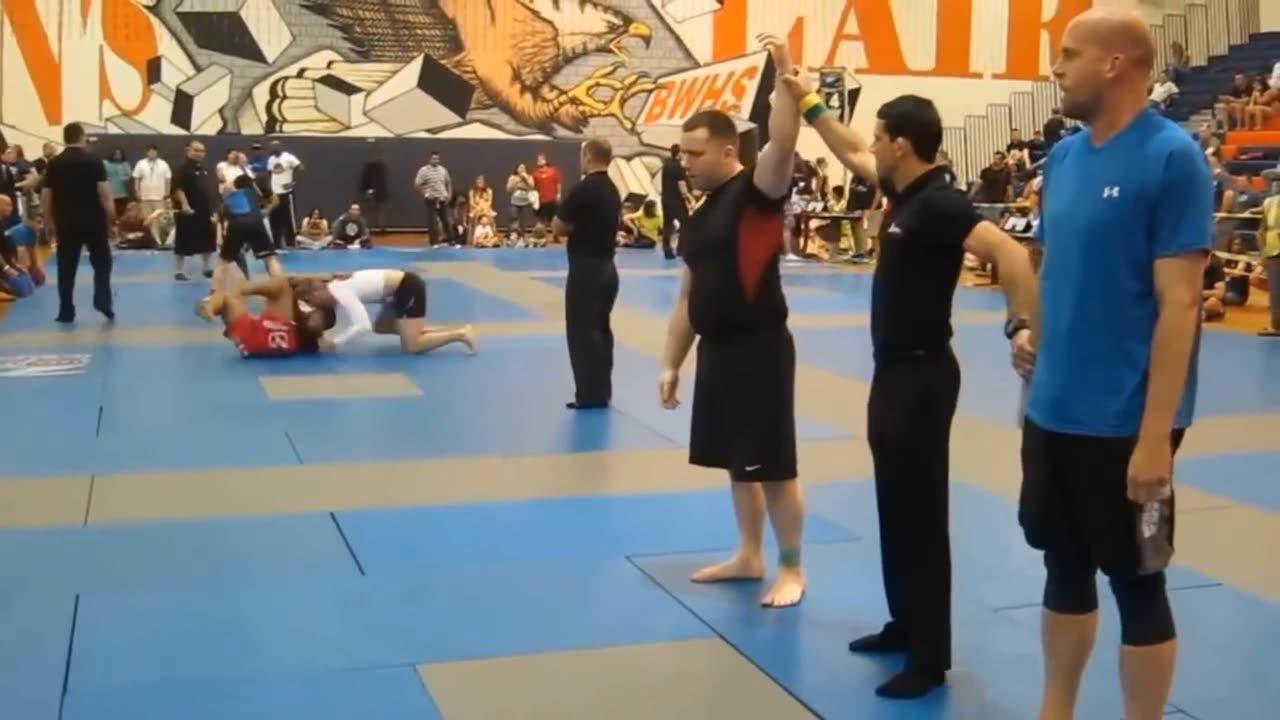 Heavyweight BJJ - Beginner No GI - 1st Round