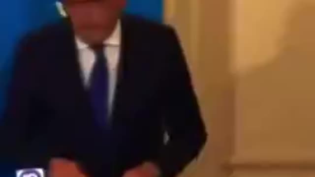 DANIEL ANDREWS JUST A QUICK BUMP OF COKE BEFORE FKING THE STATE BROUGHT TO YOU BY PFIZER - AUSTRALIA