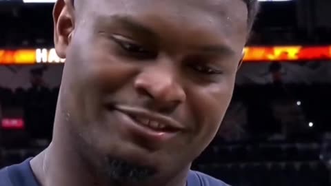 Zion really refused to say what his favorite Thanksgiving dish is 💀